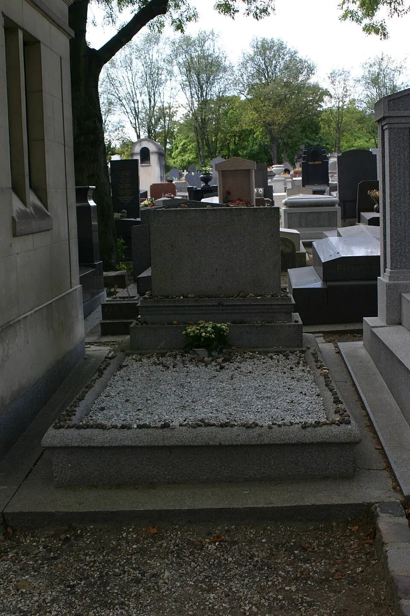 Photographie : la tombe de Gertrude Stein au cimetière du Père-Lachaise