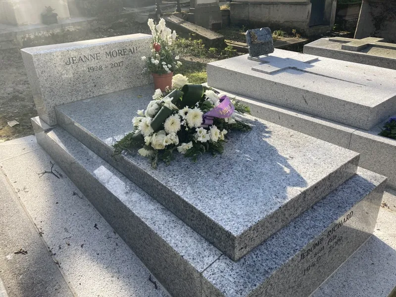 Photographie : la tombe de Jeanne Moreau au cimetière de Montmartre