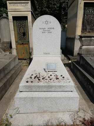 Photographie : la tombe de Joseph Joffo au cimetière du Père-Lachaise