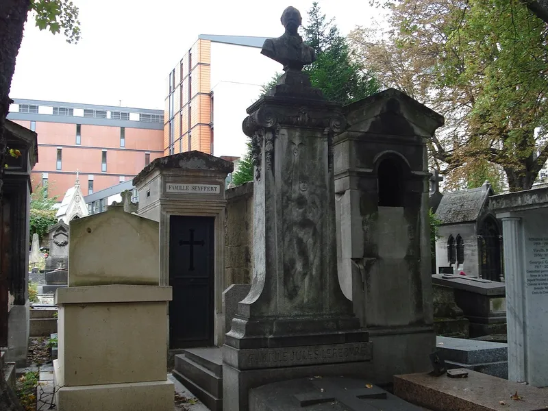 Photographie : la tombe de Jules Lefebvre au cimetière de Montmartre