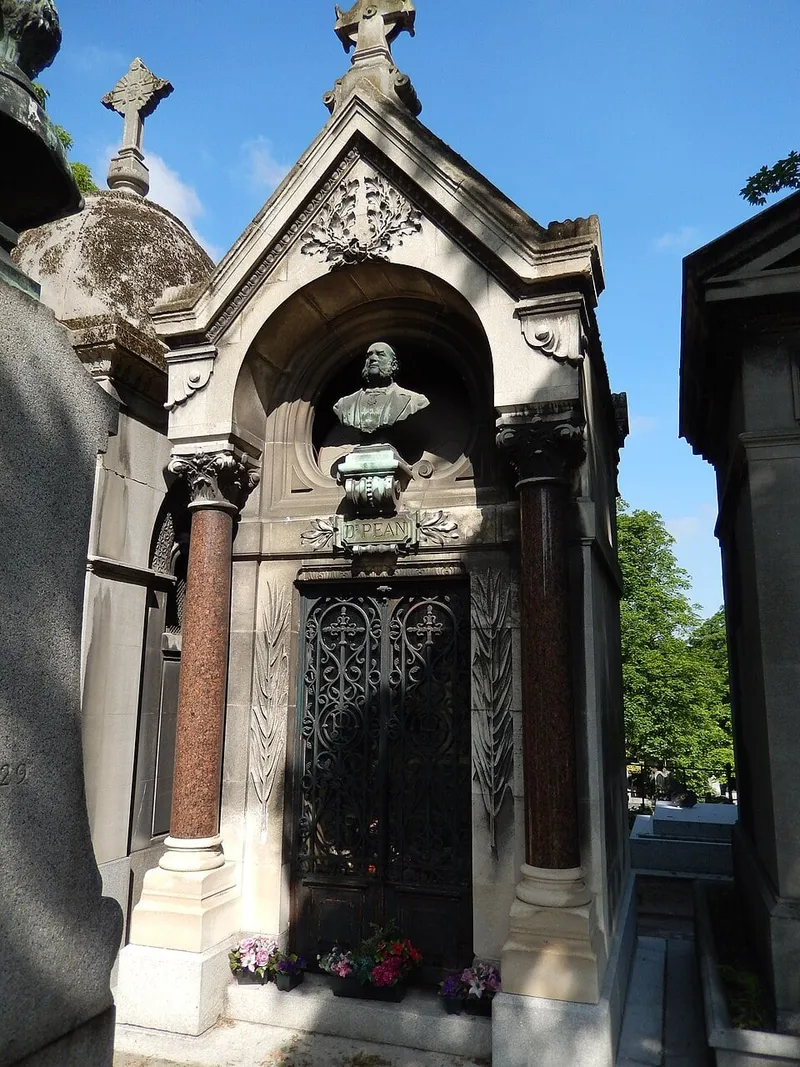 Photographie : la tombe de Jules Péan au cimetière de Montmartre