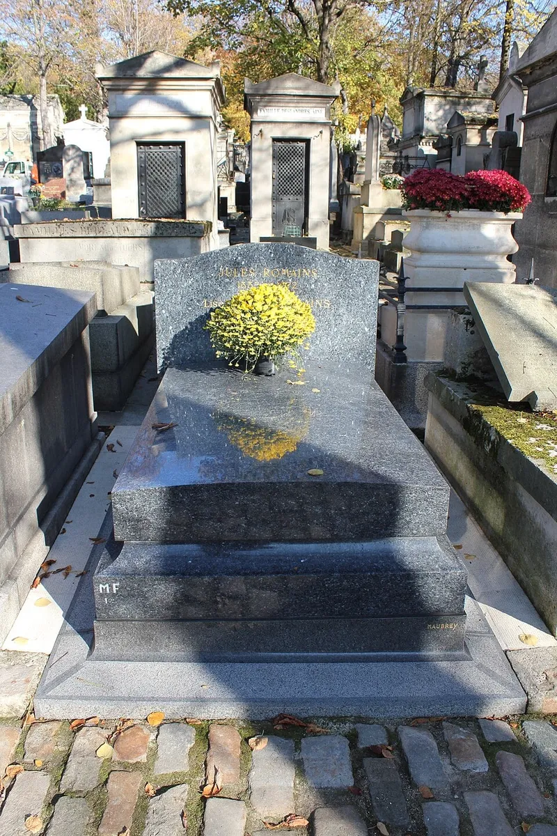 Photographie : la tombe de Jules Romains au cimetière du Père-Lachaise