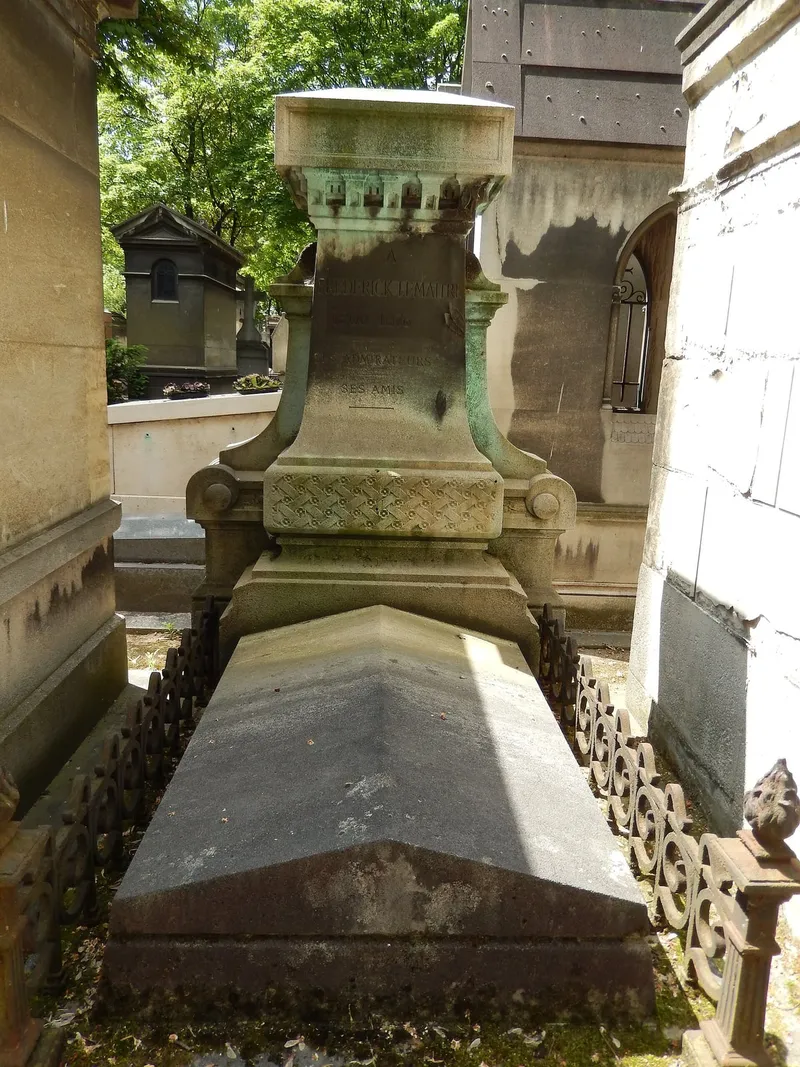 Photographie : la tombe de Frédérick Lemaître, au cimetière de Montmartre