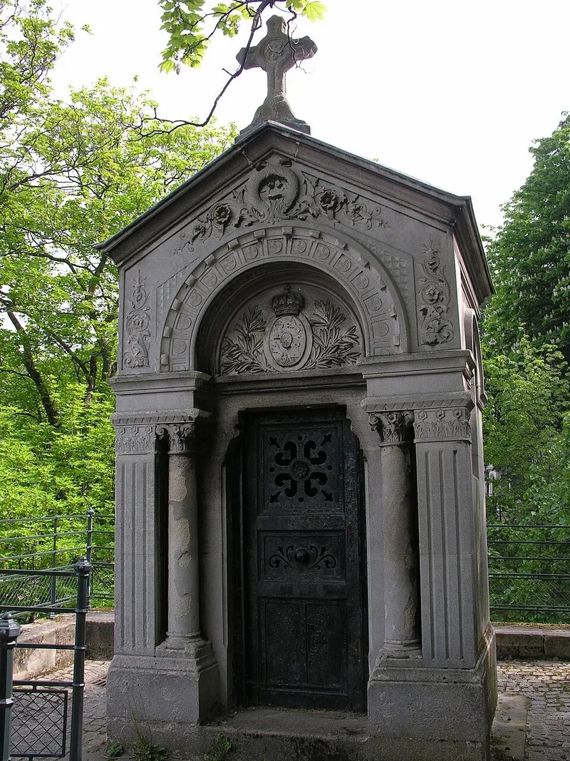 Photographie : la tombe d'Isabelle Fernande de Bourbon au cimetière de Montmartre