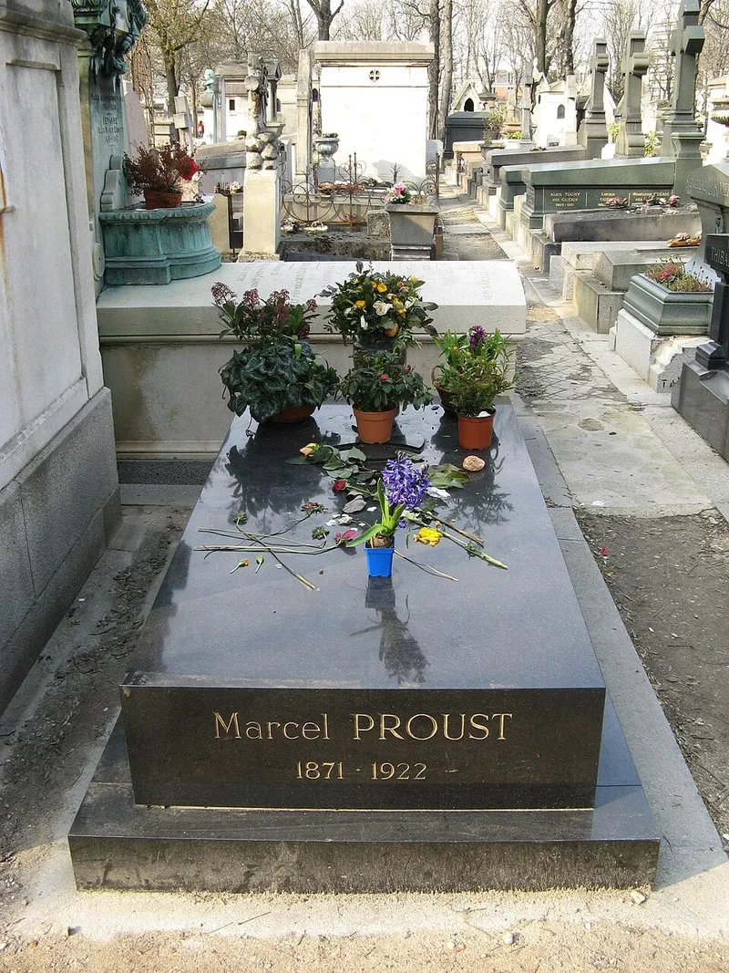 Photographie : tombe de la famille Proust au cimetière du Père-Lachaise