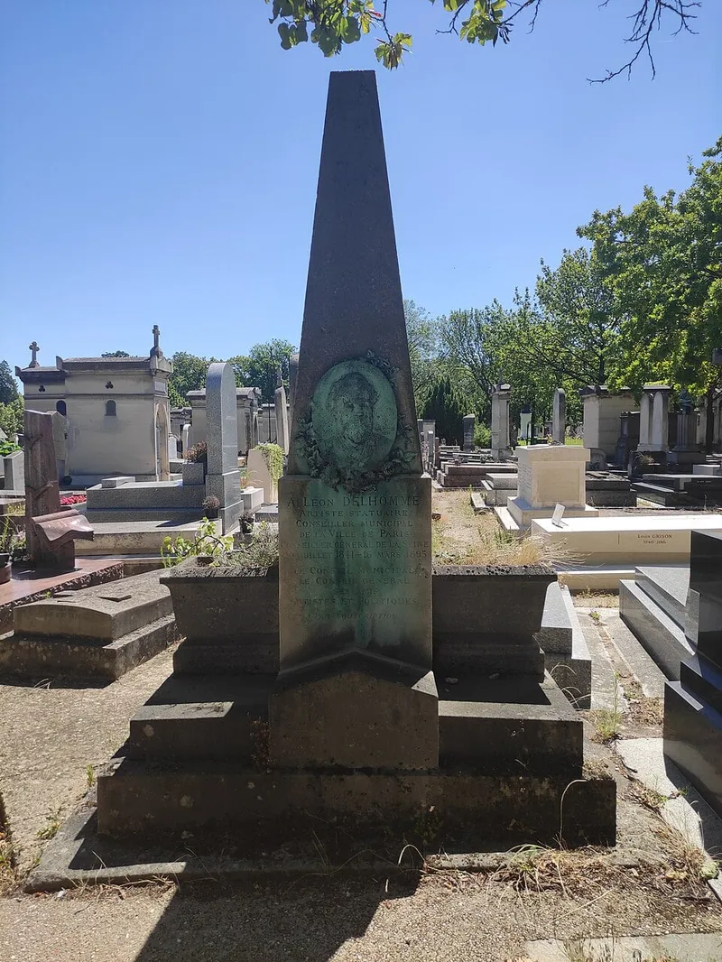 Photographie : la tombe de Léon-Alexandre Delhomme au cimetière du Montparnasse