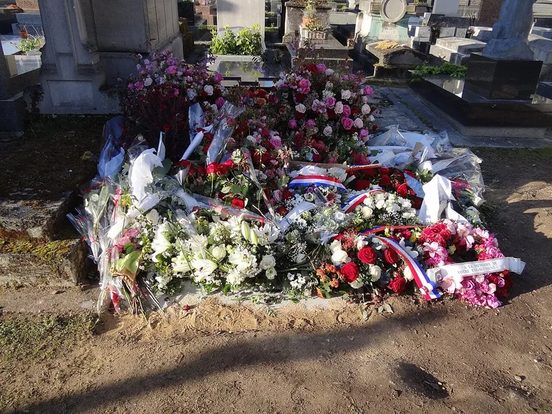 Photographie : la tombe de Lionel Jospin au cimetière du Montparnasse