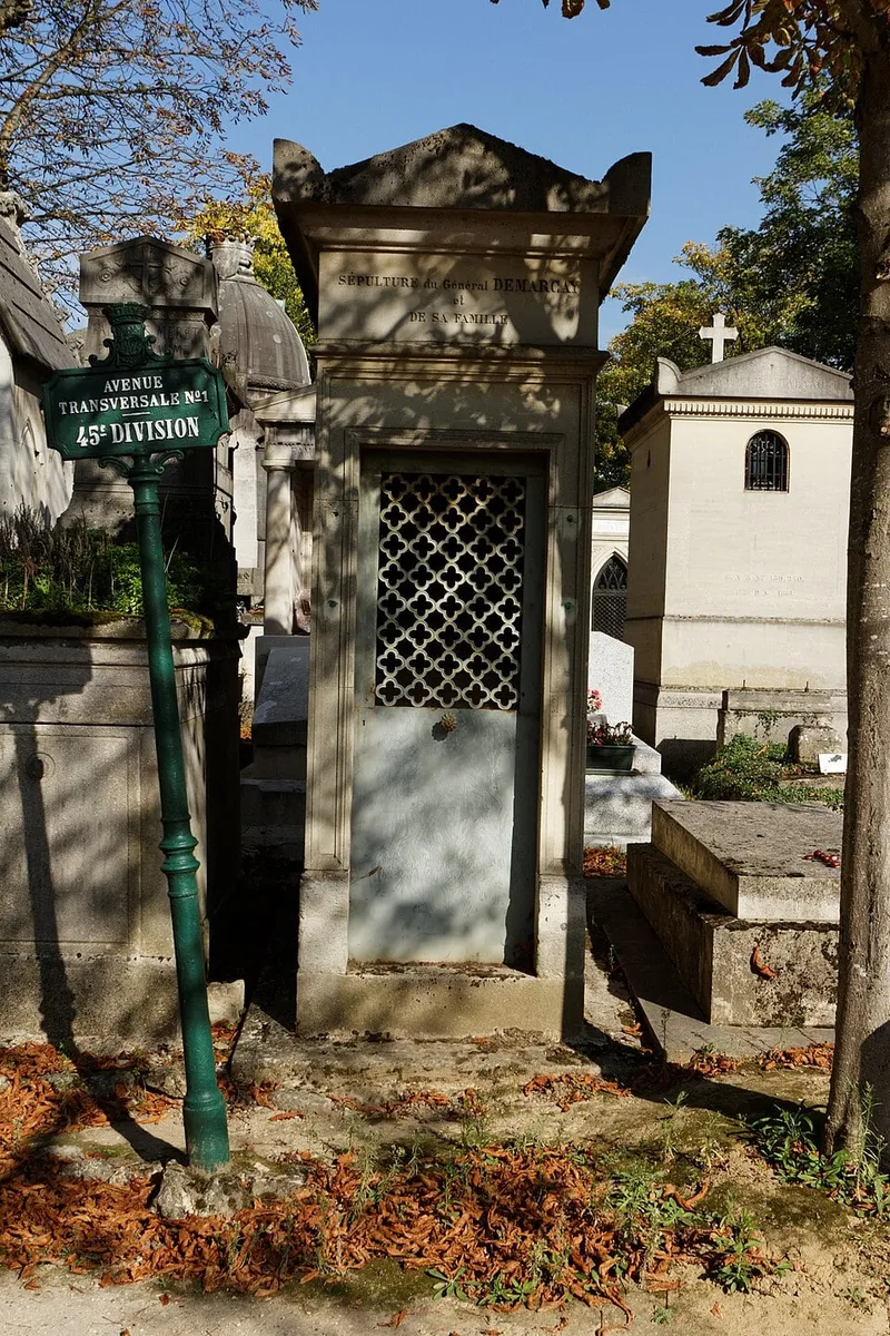 Photographie : la tombe de Marc Jean Demarcay au cimetière du Père-Lachaise