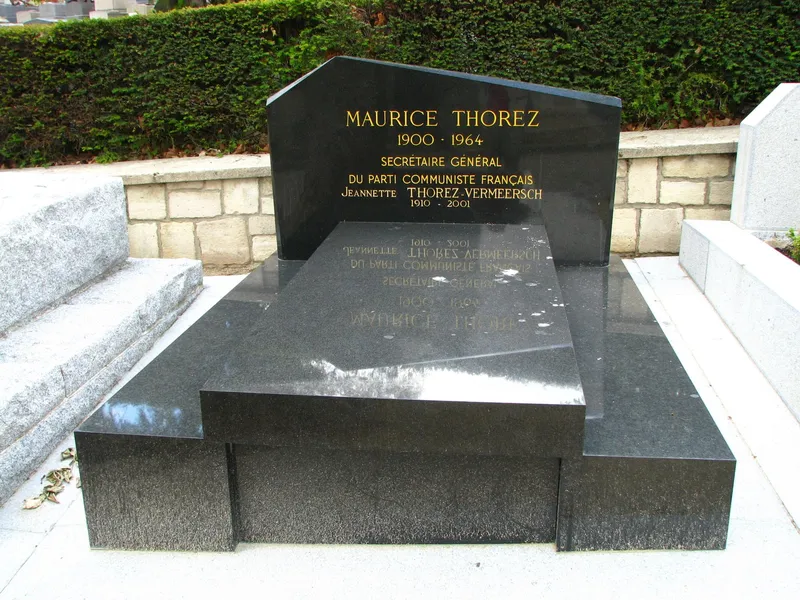 Photographie : la tombe de Maurice Thorez au cimetière du Père-Lachaise