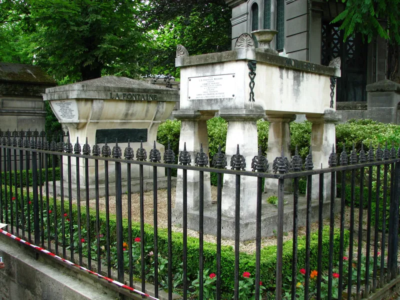 Photographie : la tombe de Molière au cimetière du Père-Lachaise
