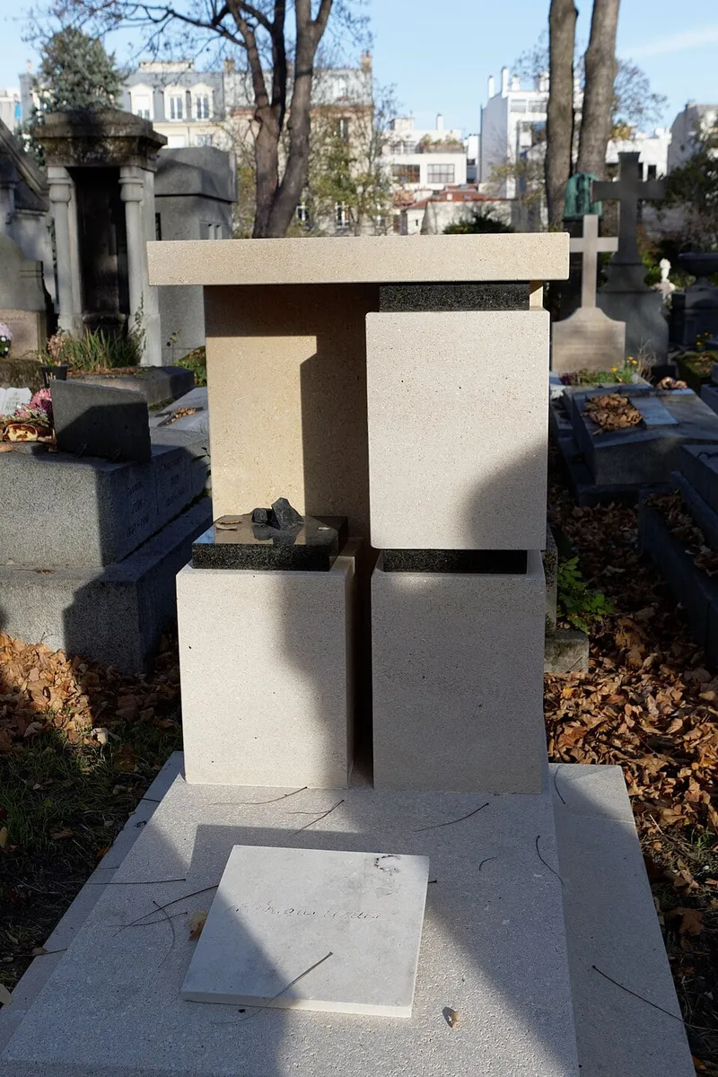 Photographie : la tombe de Monique Wittig au cimetière du Père-Lachaise