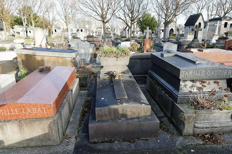 Photographie : la tombe de Paul Rivet au cimetière du Père-Lachaise