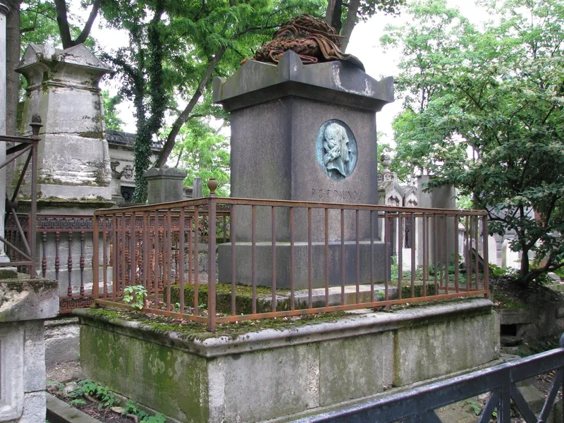 Photographie : la tombe de Pierre Daunou au cimetière du Père-Lachaise