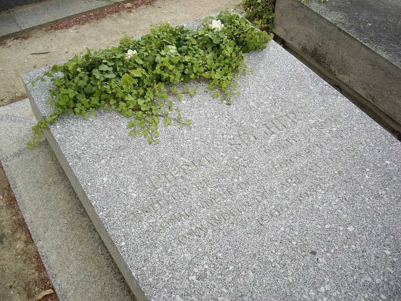 Photographie : la tombe de Pierre Seghers au cimetière du Montparnasse