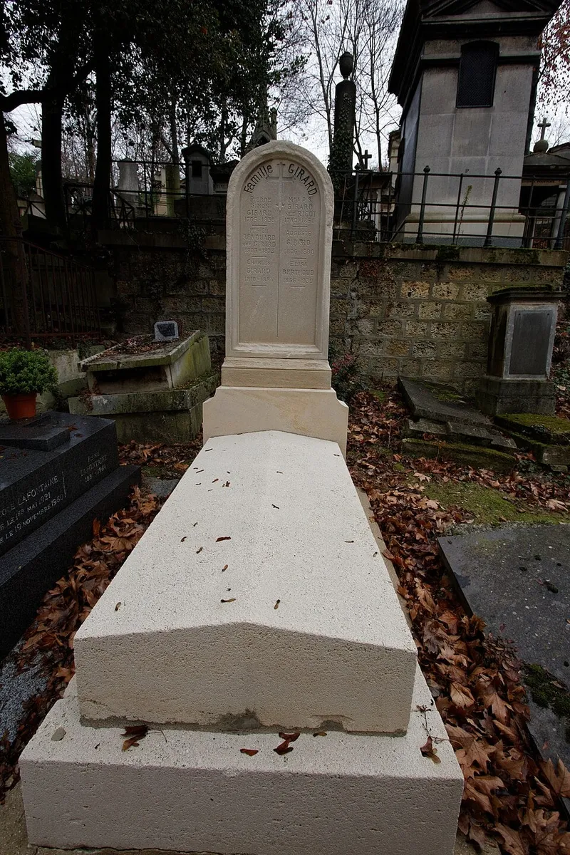 Photographie : la tombe de Pierre-Simon Girard au cimetière du Père-Lachaise
