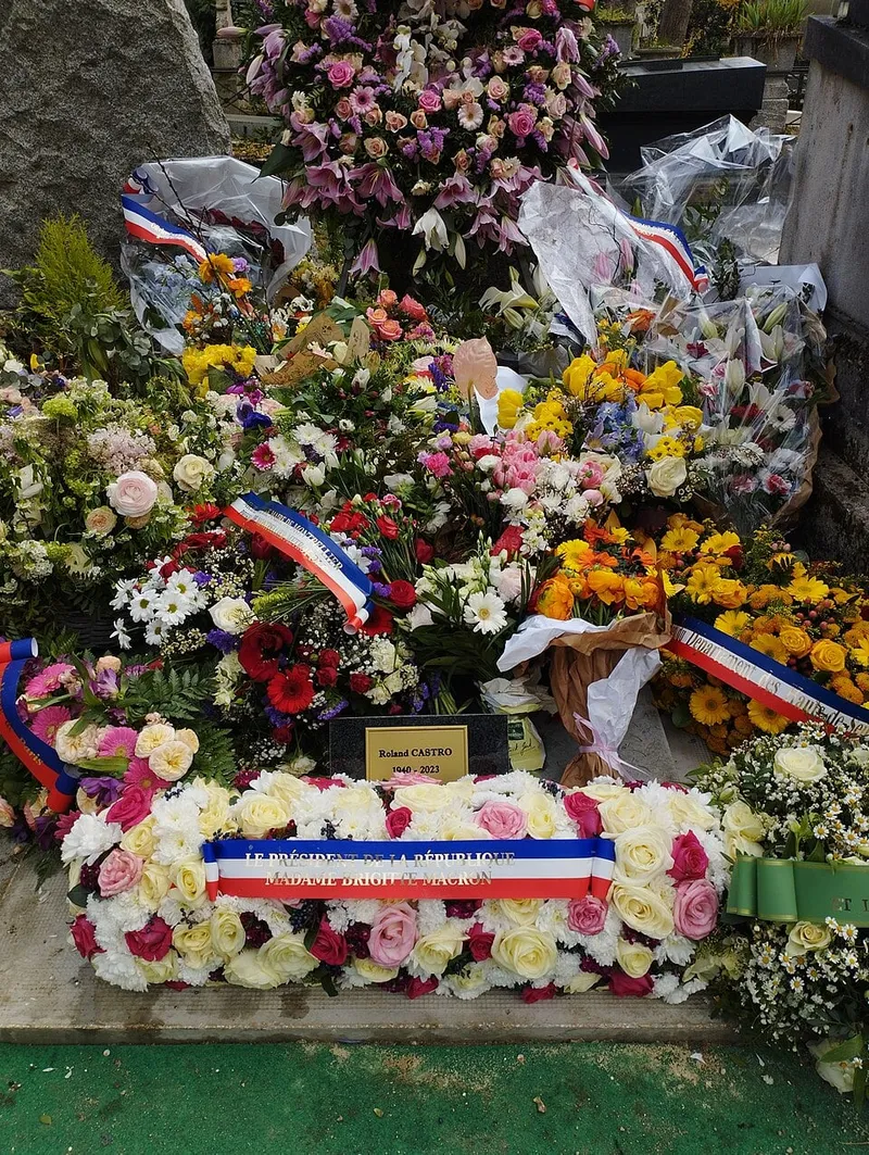 Photographie : la tombe de Roland Castro au cimetière du Père-Lachaise
