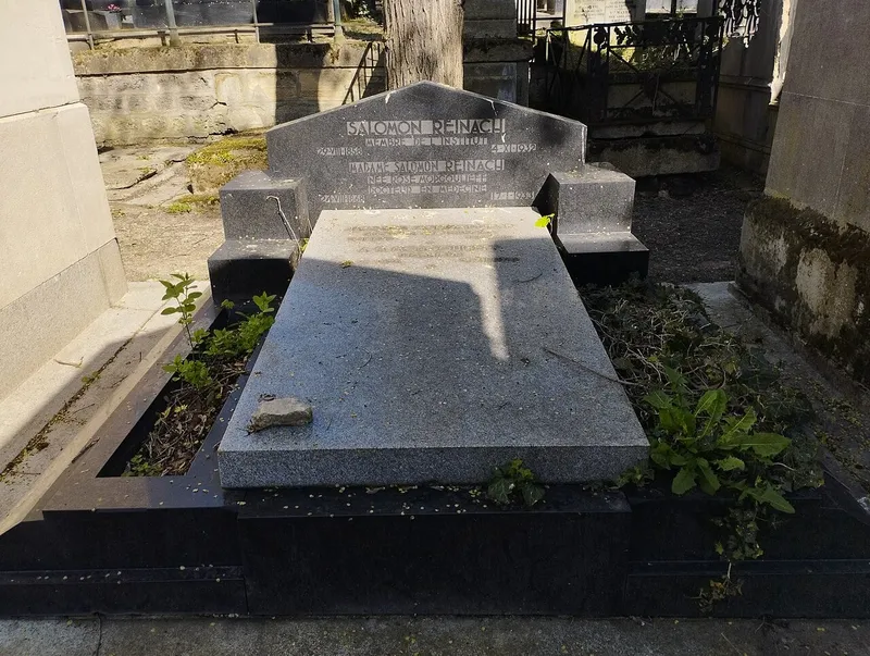 Photographie : la tombe de Salomon Reinach au cimetière de Montmartre