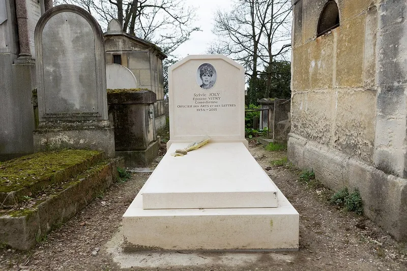 Photographie : la tombe de Sylvie Joly au cimetière du Père-Lachaise