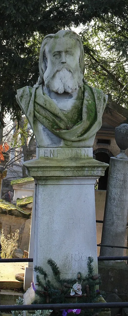 Photographie : la tombe du Père Enfantin, surmontée de son buste barbu