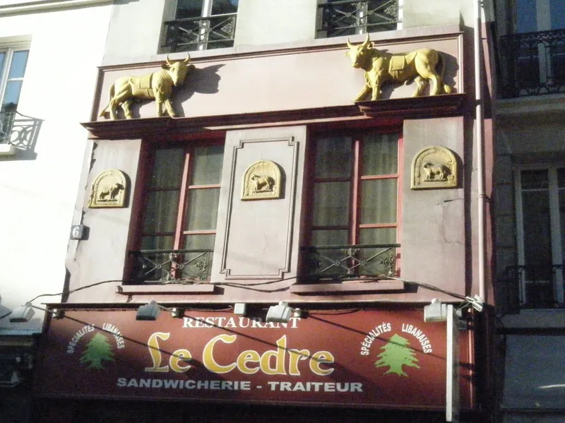 L'enseigne de la boucherie du 6 rue Mouffetard
