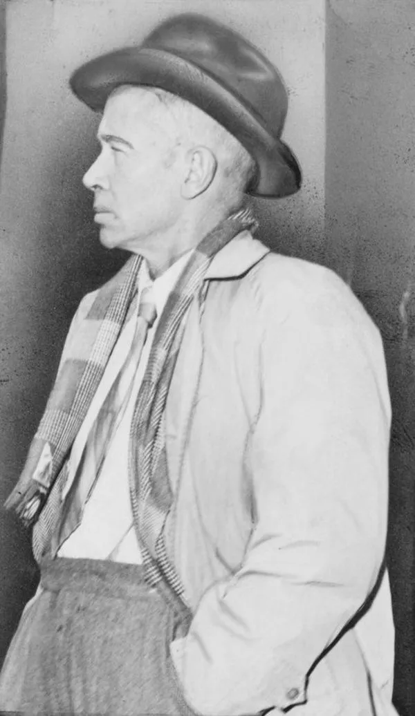 Edward Estlin CUMMINGS