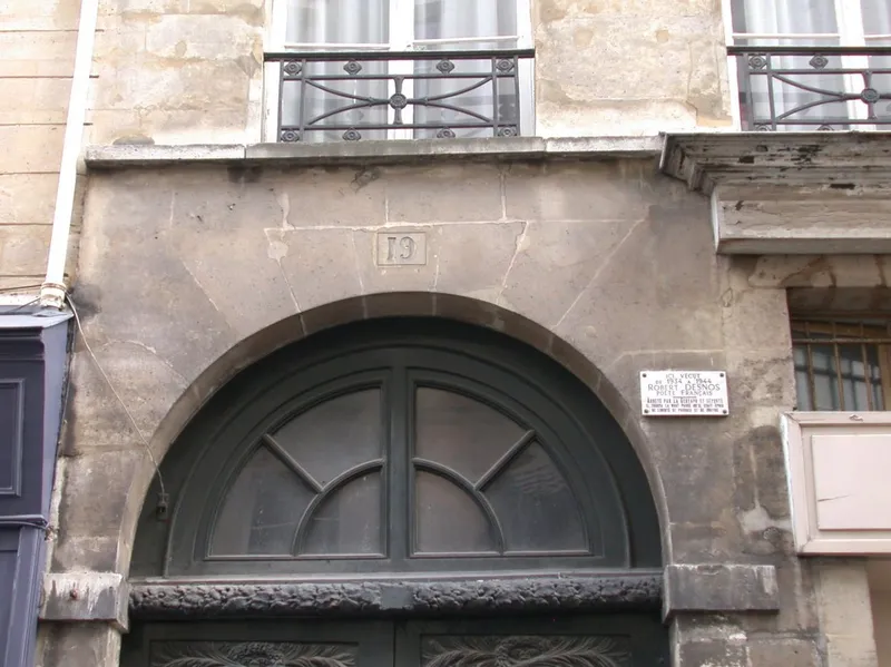 Robert DESNOS