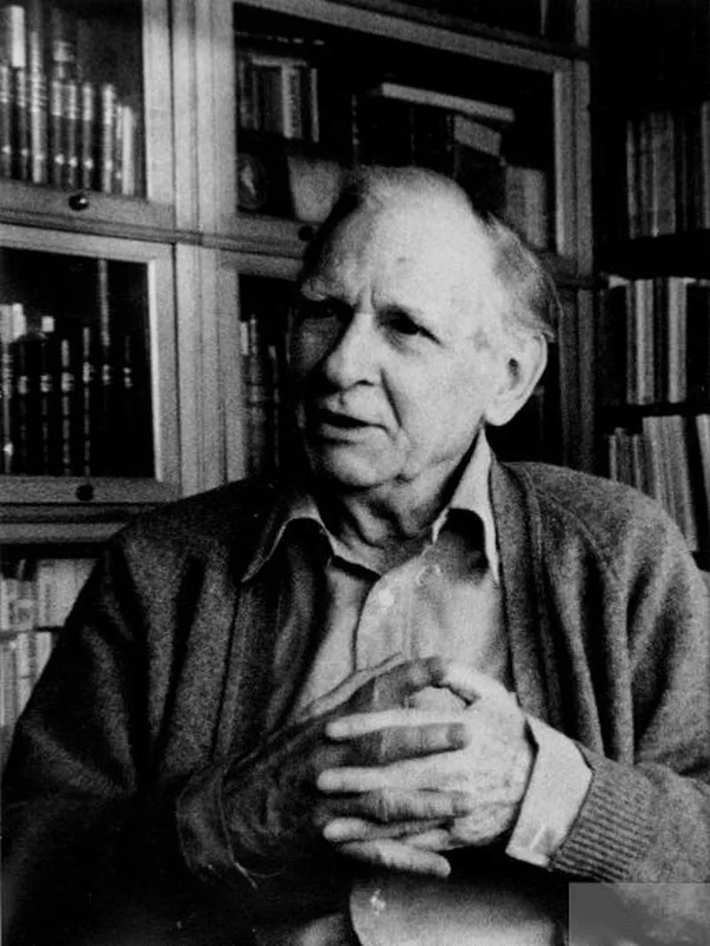 Pierre NAVILLE