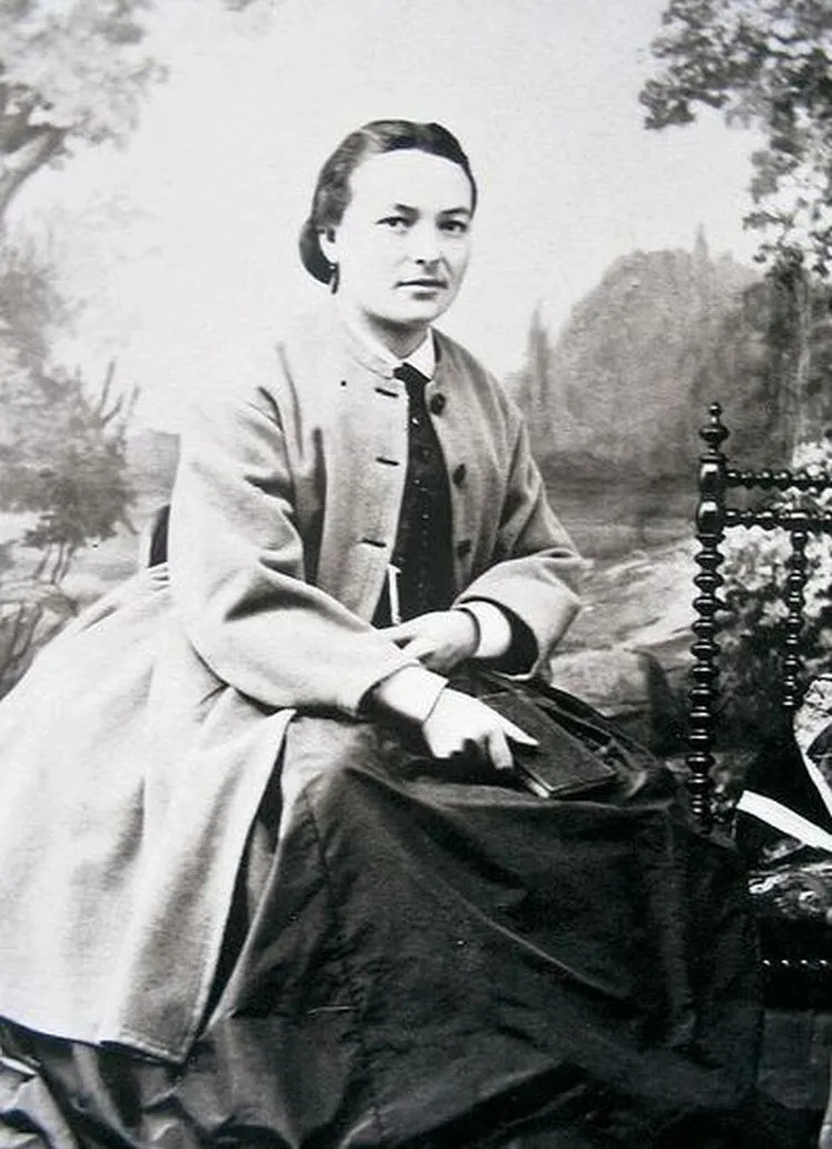 Marie-Louise JAY