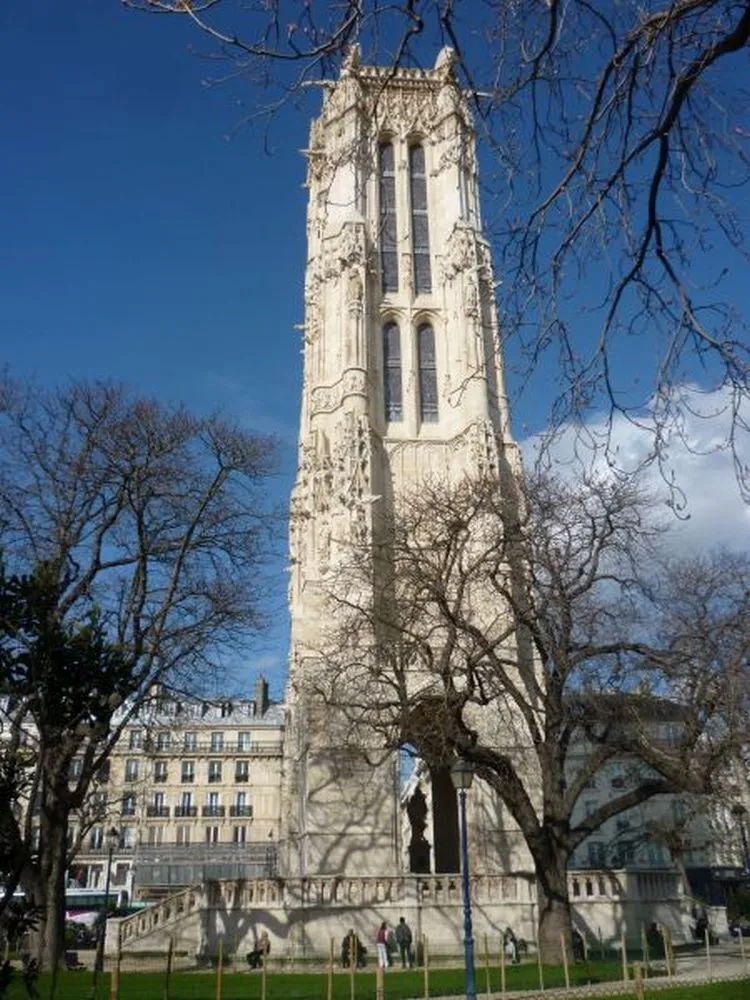 La Tour St Jacques en 1836 par François Cilleret et aujourd'hui