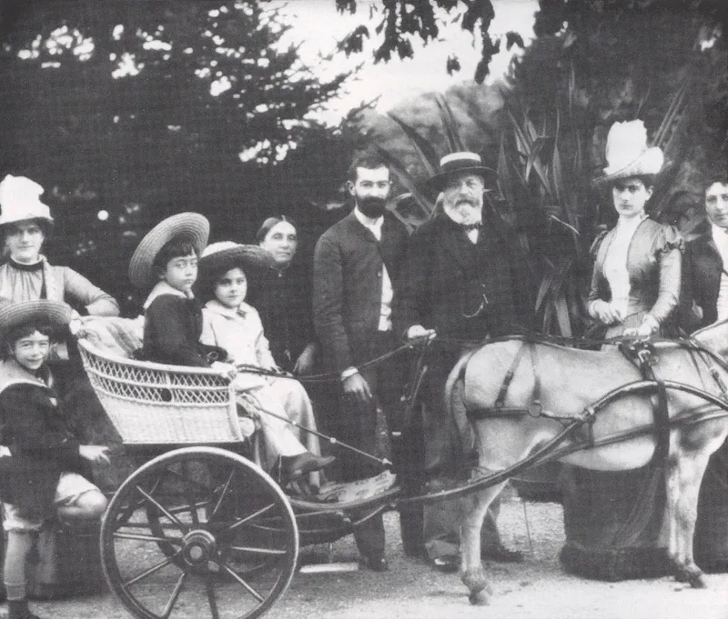 Isaac PEREIRE en famille
