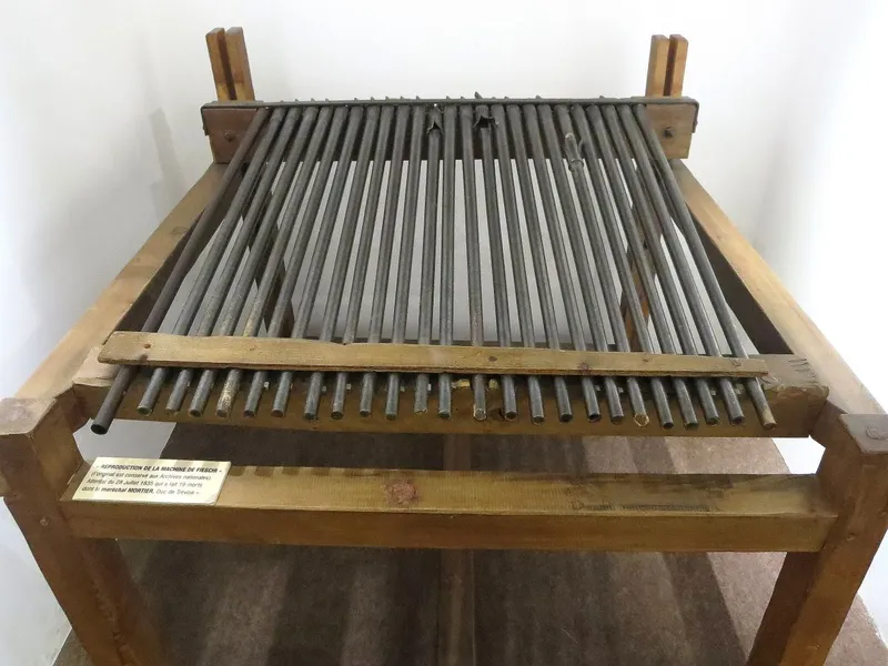 Sa machine infernale de 24 canons de fusil