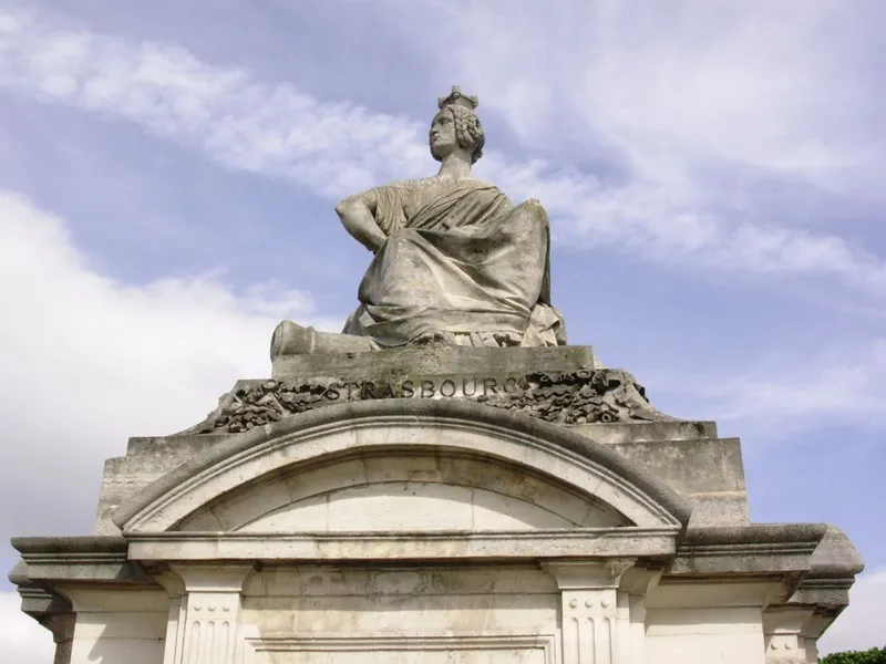 Statue de Strasbourg pendant la guerre de 14-18