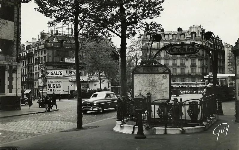 Métro Pigalle