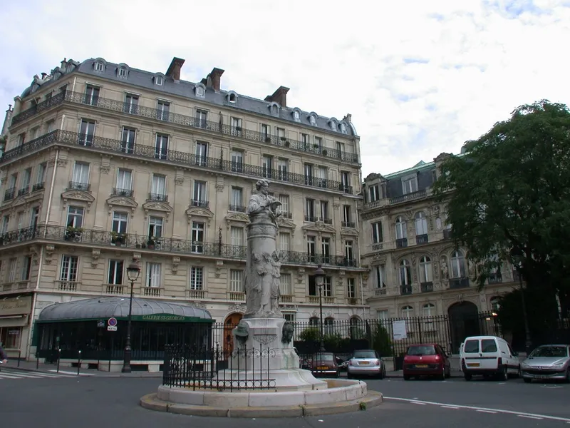 Statue de Gavarni