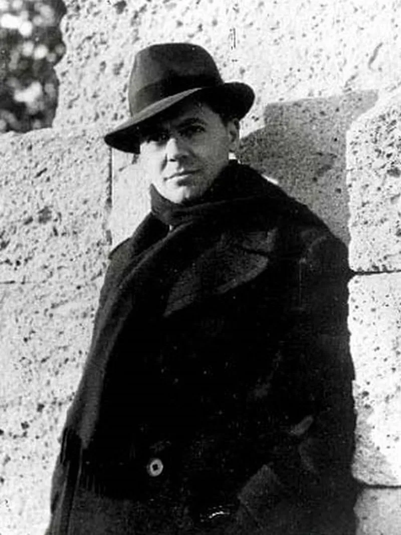 Jean MOULIN