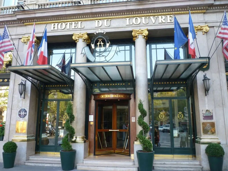 Le Grand Hôtel du Louvre