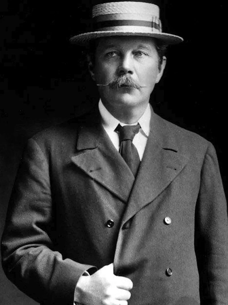 Conan DOYLE