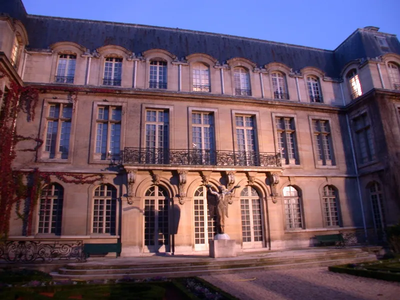 Hôtel Carnavalet nuit
