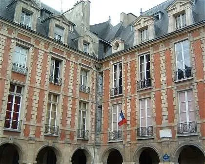 Victor Hugo