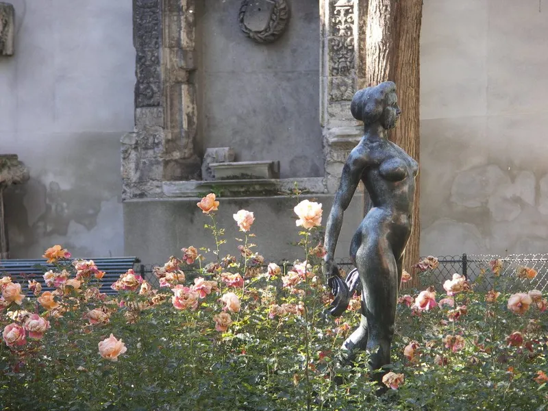 Square Georges Caïn