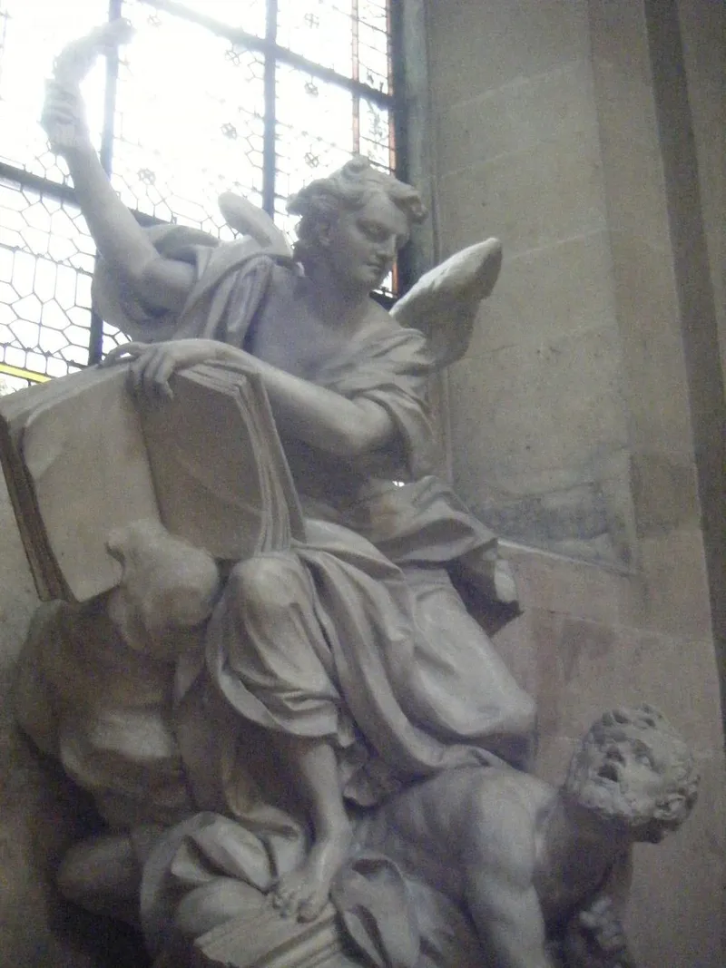 Ange de la religion fouettant l'idolâtrie
