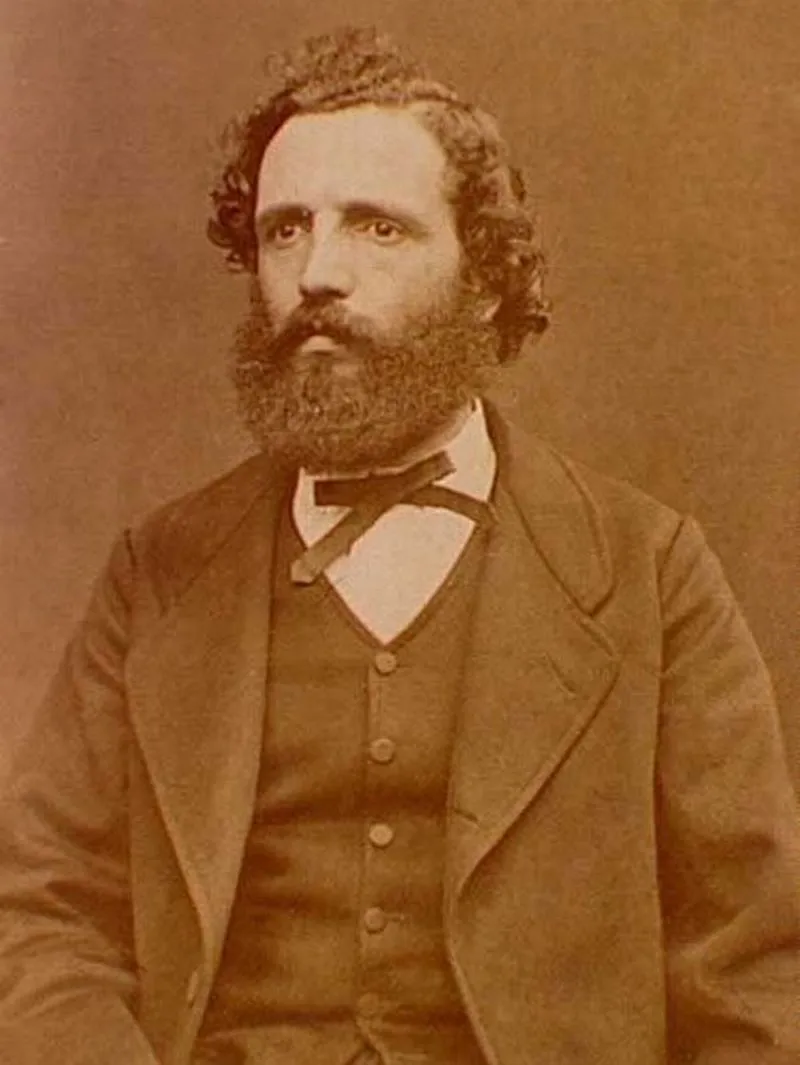 Simon Dereure.