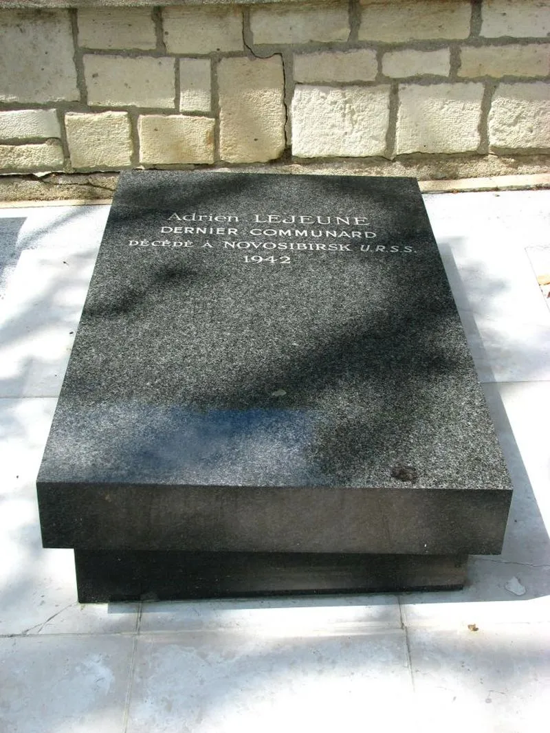 La tombe d'Adrien Lejeune, 97e division.