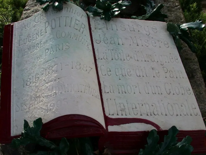 La tombe d'Eugène Pottier, 95e division.