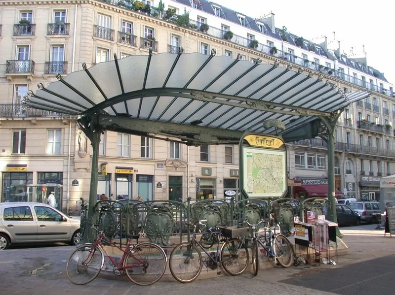 Bouche de métro Guimard