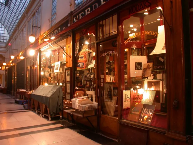 Passage Verdeau — Boutique « Photo Verdeau »