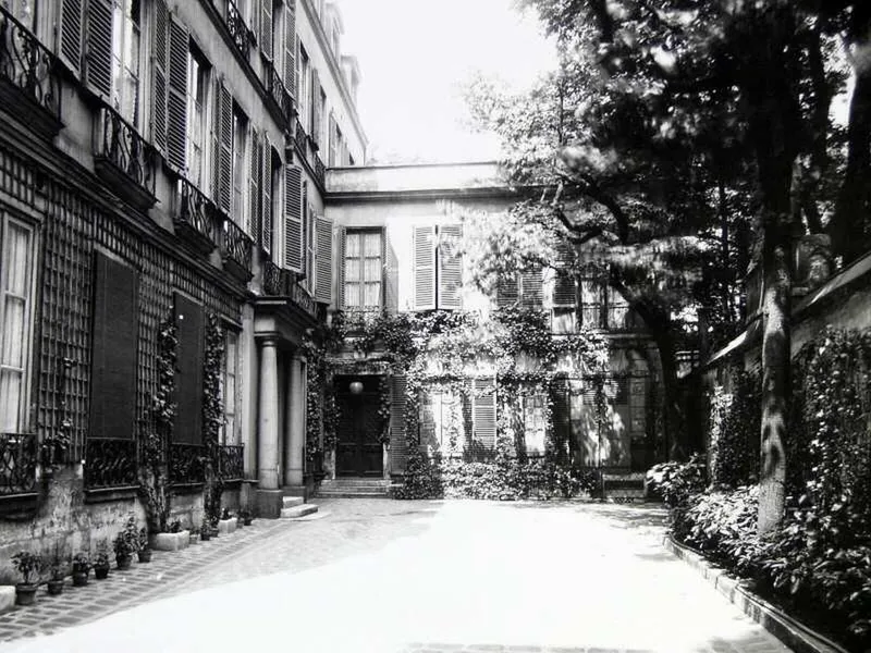 Natalie Clifford Barney — le salon qu’elle tenait au fond de la cour du 20