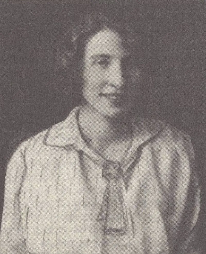 Nadja, de son vrai nom Léona Delcourt