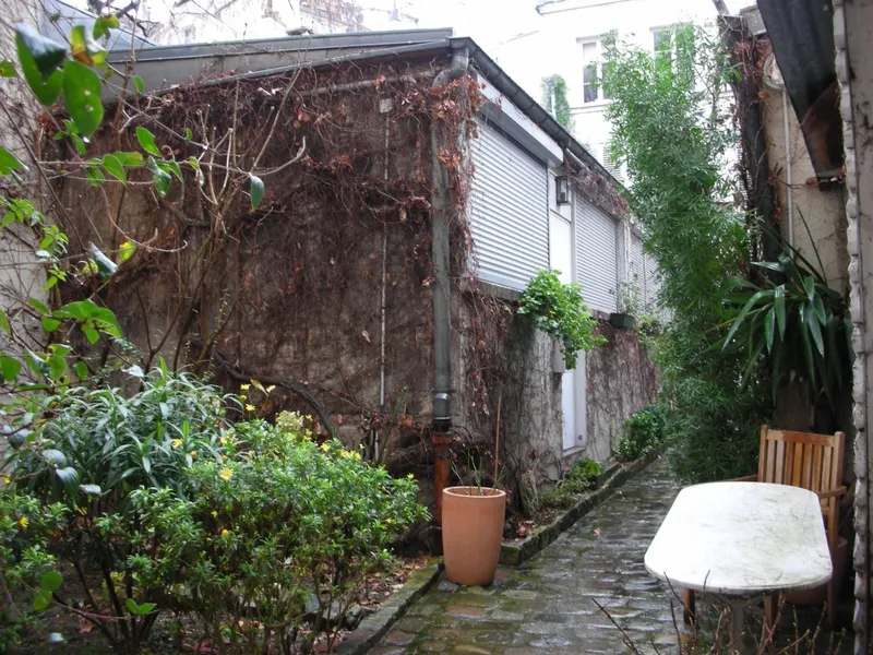 Cour du 175