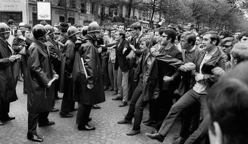 Le beau mois de mai — beau, et très chaud…